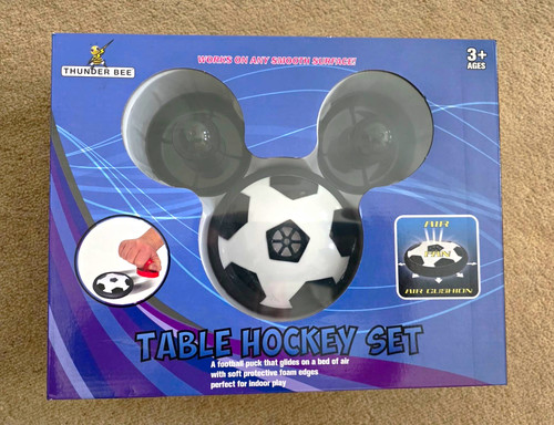 Thunder bee air - thunder, table